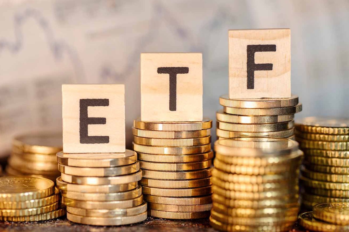 ETF روی سکه های طلایی قرار گرفته است.